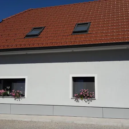 Apartma Sterle Stari Trg pri Lozu