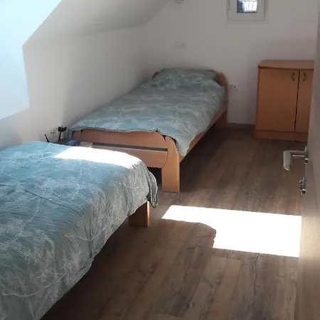 アパート Apartma Sterle *