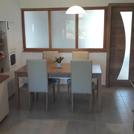 Apartma Sterle * Stari Trg pri Ložu