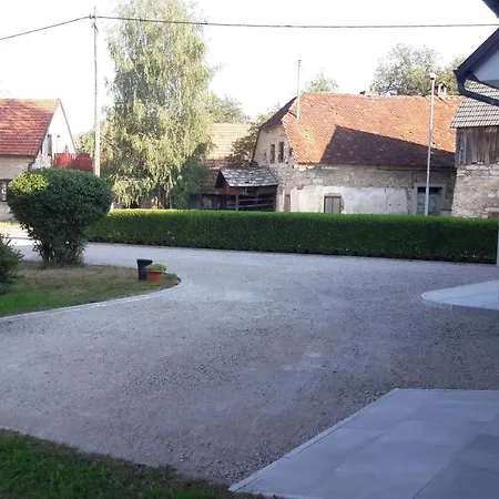 Apartma Sterle *