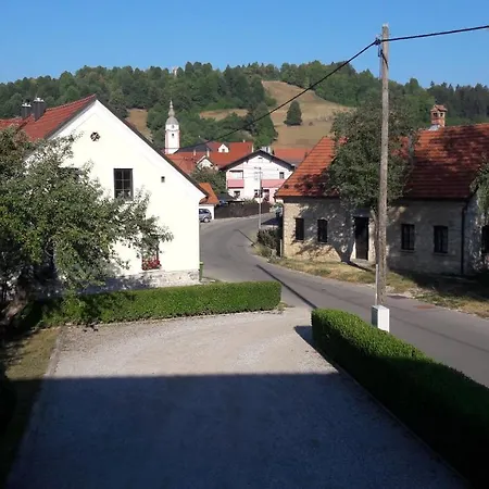 아파트 Apartma Sterle