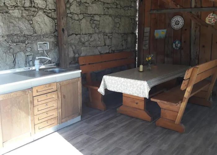 Apartma Sterle Stari Trg pri Lozu